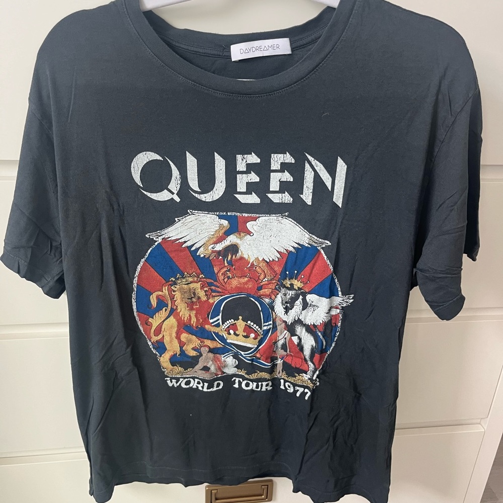 Daydreamer LA Queen World Tour Tee